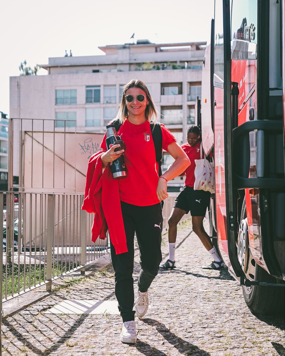 Modalidades_SCB's tweet photo. Here we go ⚡️
#Supertaça | #FCPSCB | #VoleibolSCB https://t.co/s5ZpofVEhX