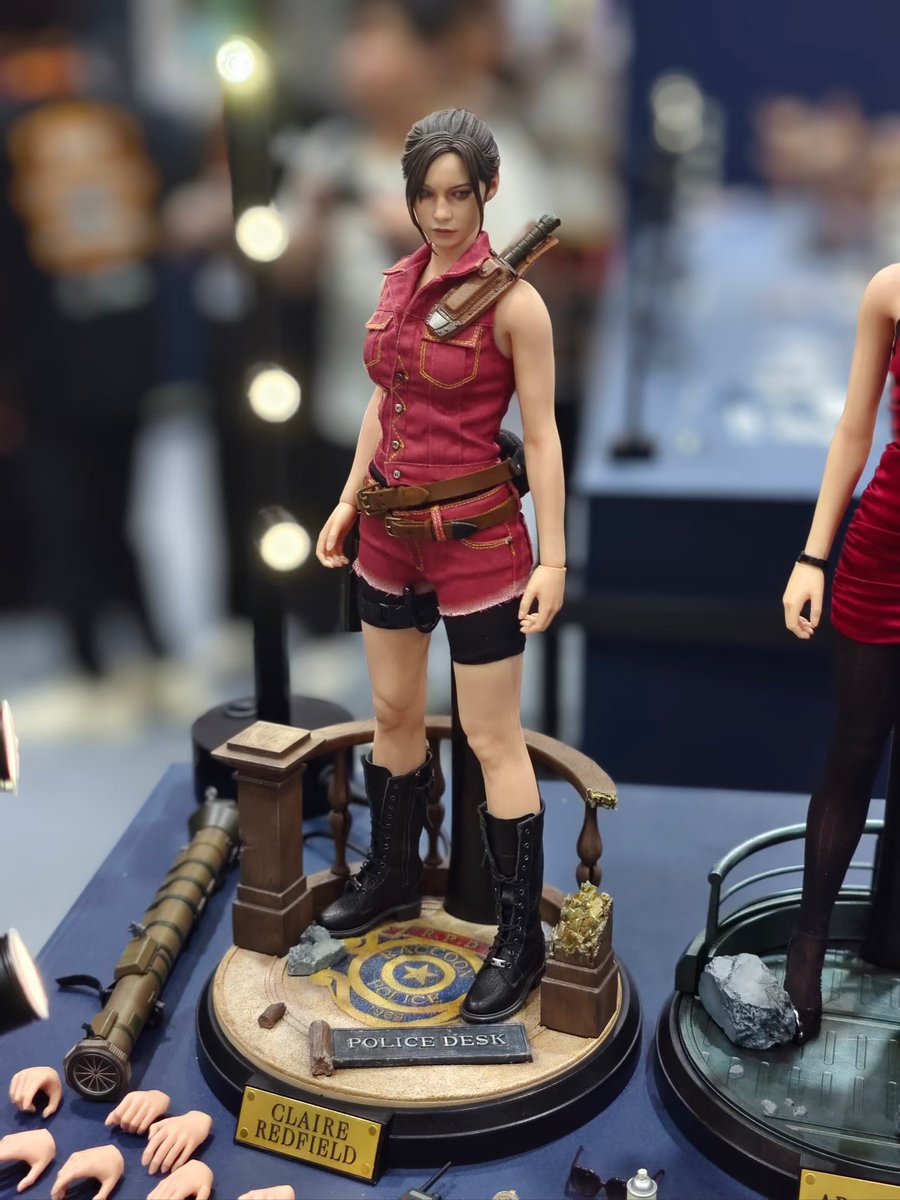kathyanhy's tweet photo. A look at the Claire Redfield figure from Resident Evil 2 Remake 1/6-scale with a new base, created by DamToys at the Wonder Festival ❤️

#ClaireRedfield #RE2Remake #REBHFun #ResidentEvil
