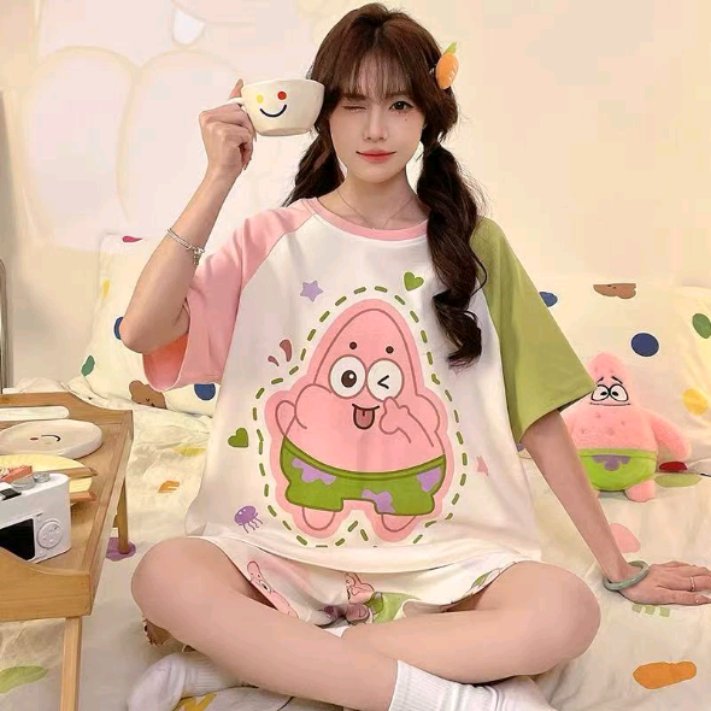 haniiisaurus's tweet photo. one set baju tidurnya kakak. bahan milk shreds (adem) dan poliester https://t.co/7FFv1ptOba