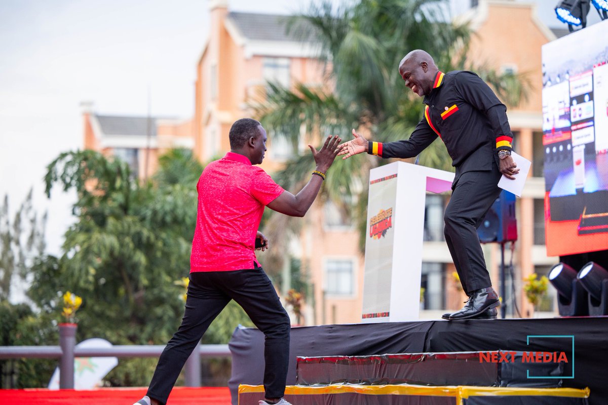 KiisFMUg's tweet photo. Pure "Ndugu" vibes between @KKariisa & @Peter_Mungoma!
Surely, Executive Aura recognised Executive Aura!
#CapitalisNext | #KIISNation | #NextMediaTalks https://t.co/WbEQMhPY29