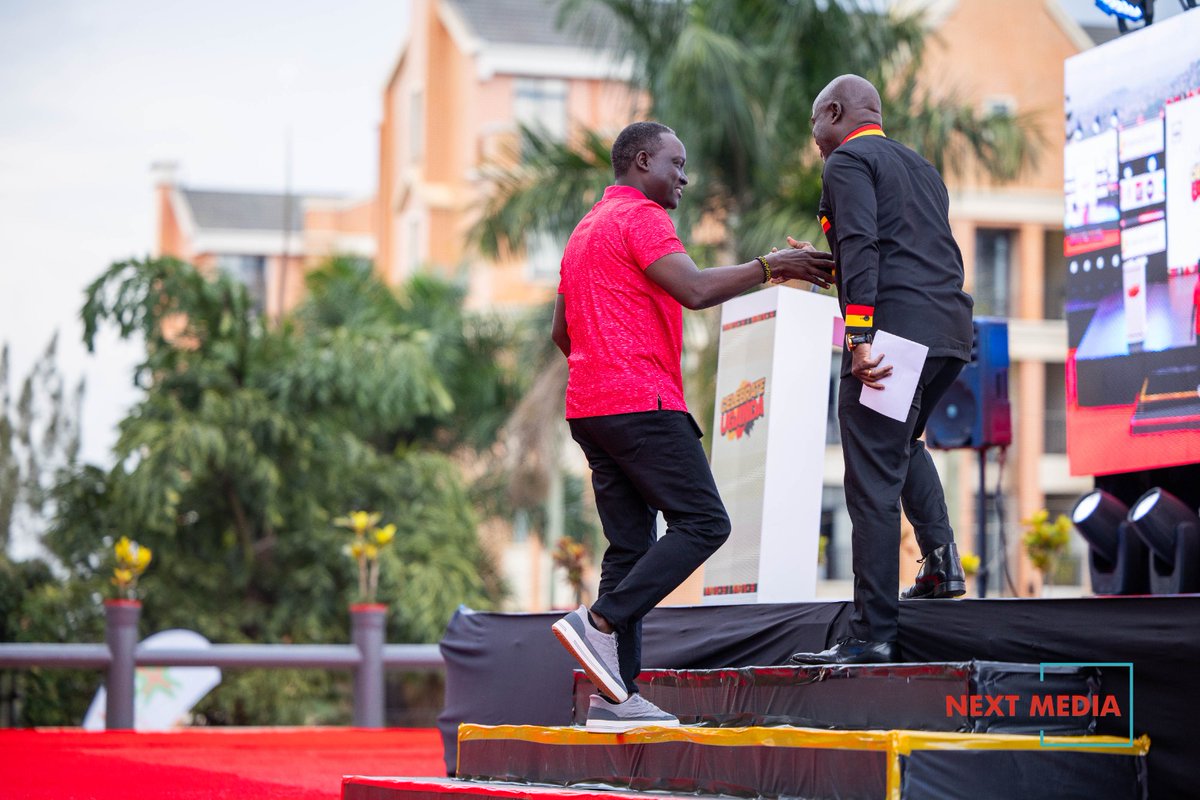 KiisFMUg's tweet photo. Pure "Ndugu" vibes between @KKariisa & @Peter_Mungoma!
Surely, Executive Aura recognised Executive Aura!
#CapitalisNext | #KIISNation | #NextMediaTalks https://t.co/WbEQMhPY29