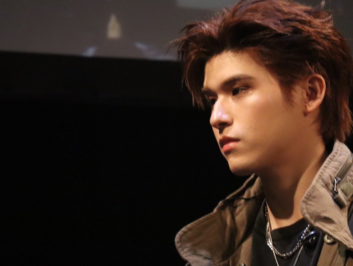 usausa2go's tweet photo. 本日のすかいさん②
何かめっちゃかっこいいですね？🩵

SKYNANI MEROI IN TOKYO

#SKYNANIxFANDAY36INTOKYO
#skywongravee https://t.co/DRhriDJEp9