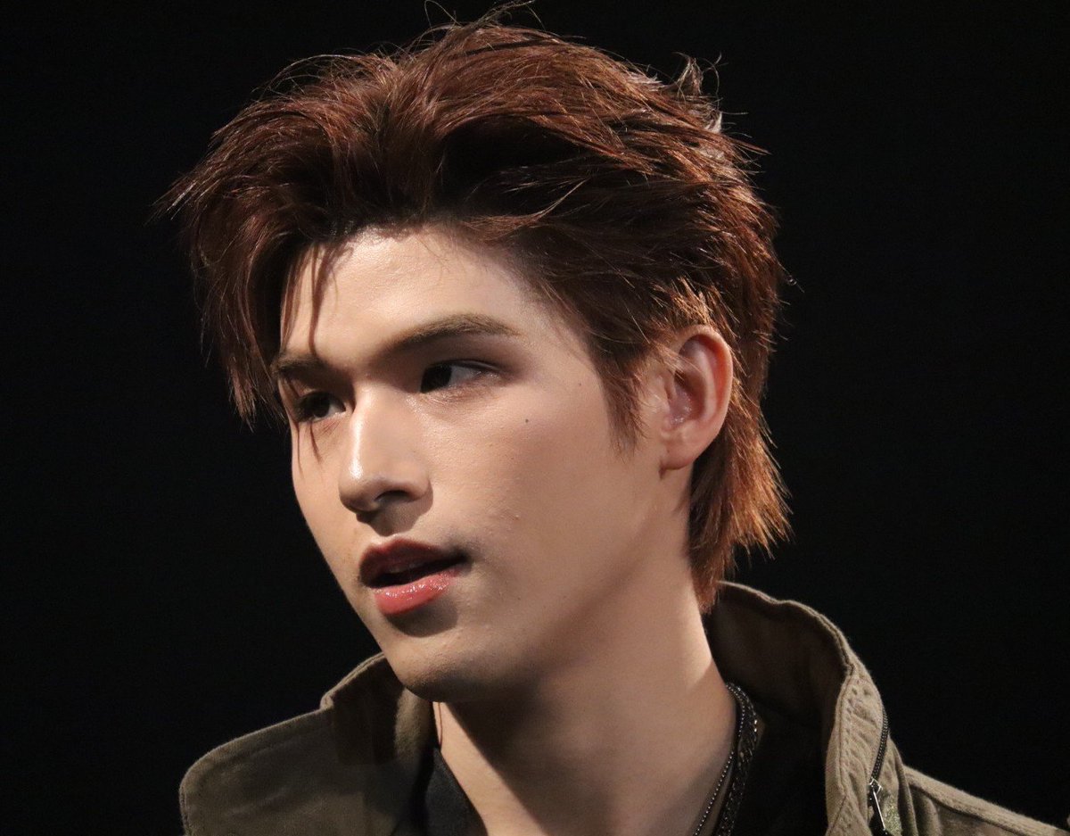 usausa2go's tweet photo. 本日のすかいさん②
何かめっちゃかっこいいですね？🩵

SKYNANI MEROI IN TOKYO

#SKYNANIxFANDAY36INTOKYO
#skywongravee https://t.co/DRhriDJEp9