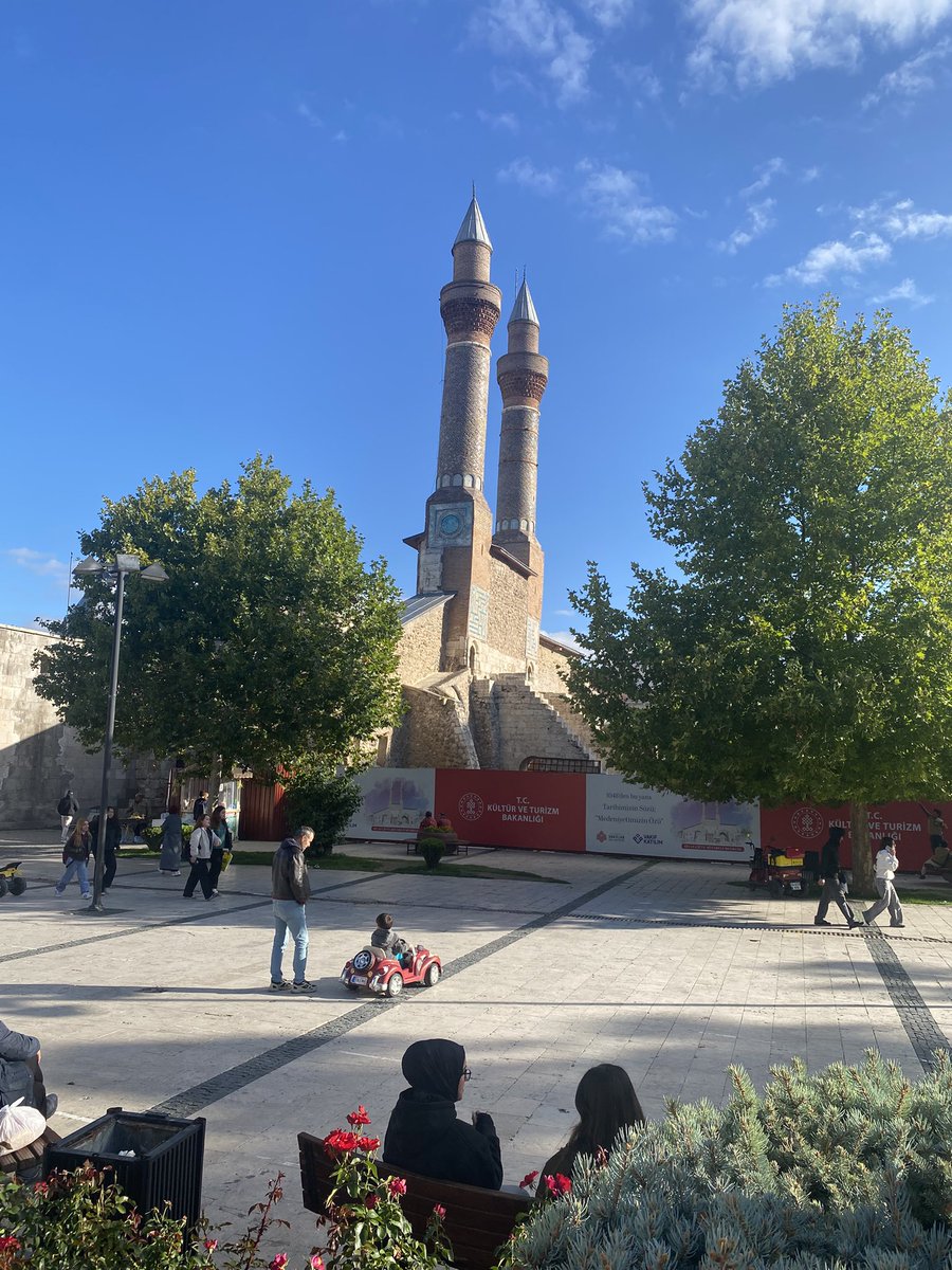 2omer's tweet photo. Sivas’tan Selamlar. #Sivas https://t.co/u5jZ9KxWS5