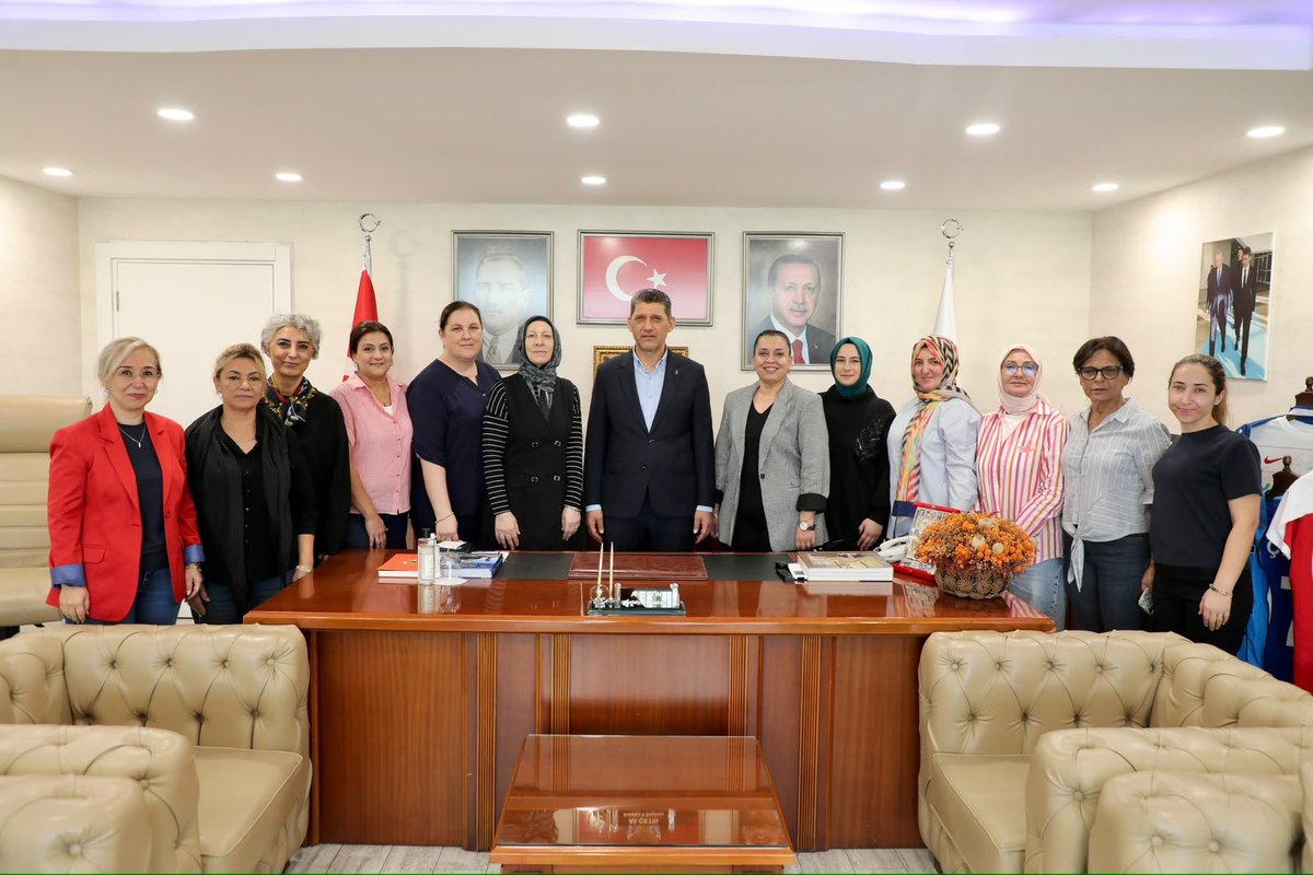 GlinZboz's tweet photo. 📍Antalya İl Başkanlığı

İlçe Başkanları Toplantımızın ardından, İl Başkanımız Ali Çetin ve Yürütme Kurulu Üyelerimizle bir araya geldik.

Aynı hedef, ortak heyecan ve güçlü teşkilat anlayışımızla Antalya’mız için çalışmaya devam ediyoruz.

@tugbaisikercan 
@alicetin_07 
@akkadinantalya