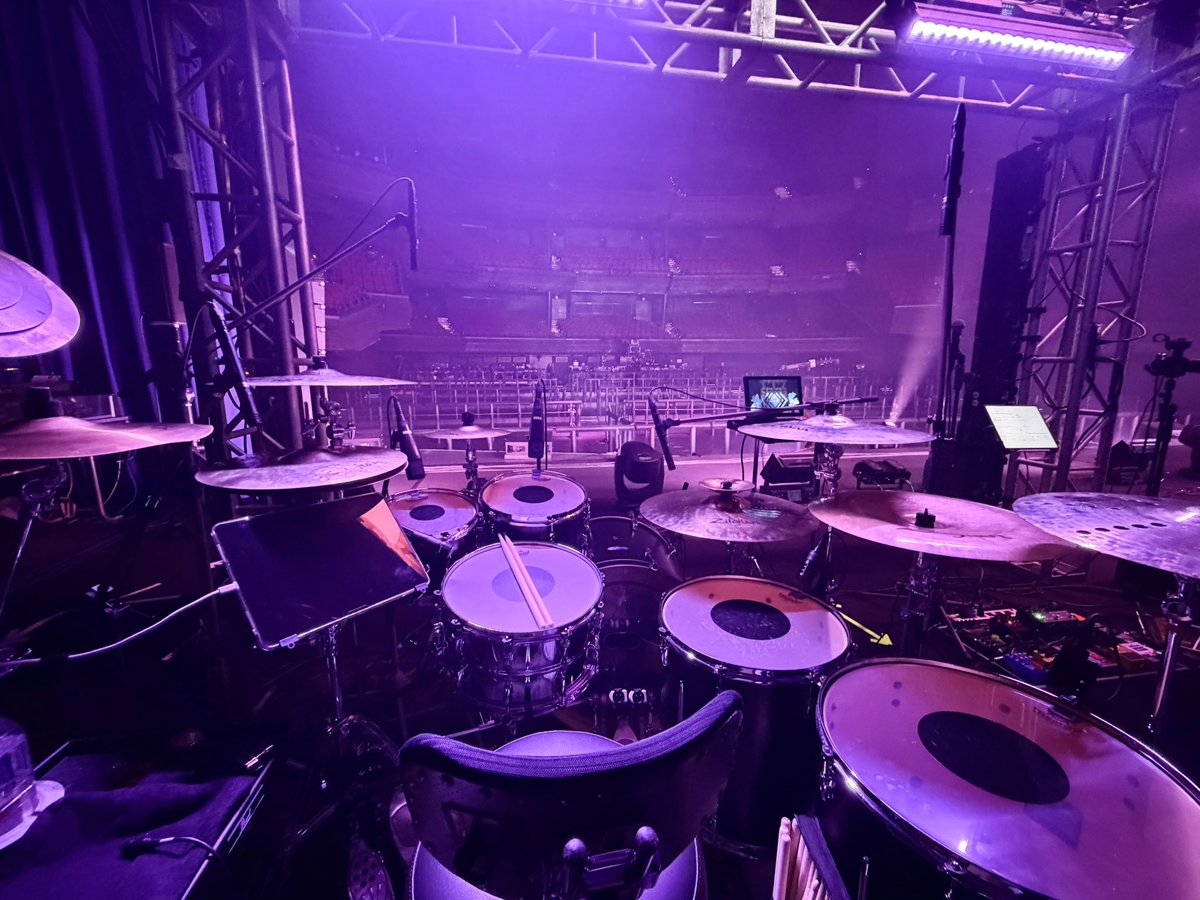 SeiichiroDrums's tweet photo. 「HIMEHINA WORLD Tour 2026 LIFETIME is BUBBLIN GRAND FINALE 2Days」@ SGC HALL ARIAKE Day1無事終了🥁

HIMEHINAさんのライブは初参加なのですが、全部全部最高でした😆

明日も頑張ります💪

YouTubeで無料配信もあるみたいなので是非🙇‍♂️

#ヒメヒナウタミタ祭
#ヒメヒナワールドツアーファイナル https://t.co/YA9VZElEm9