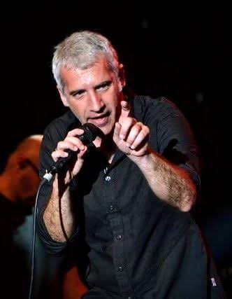 MuddyWaterMood's tweet photo. @NachoObes Por lejos la mejor voz del rock uruguayo https://t.co/7XfXD72lJG