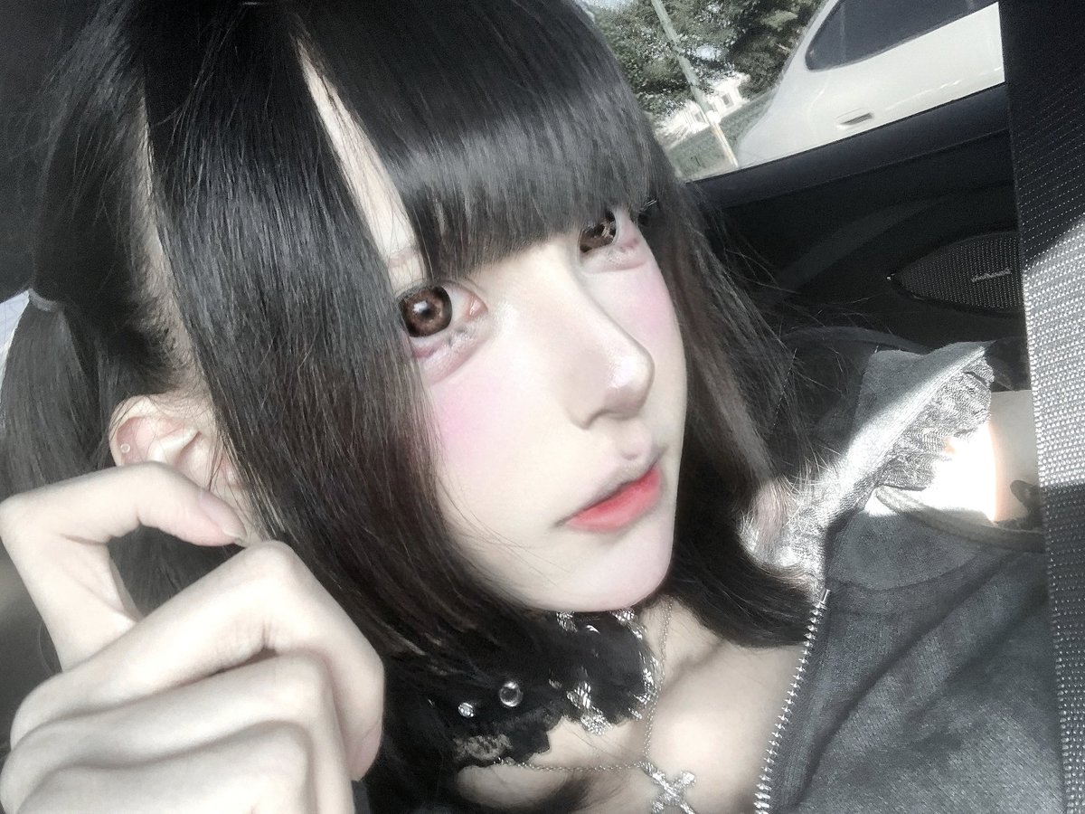 neko_rou's tweet photo. 飘飘然， https://t.co/ntAWGOhHoz