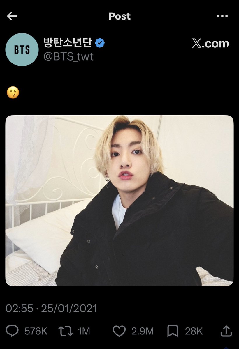 jeontojii's tweet photo. they really used to run this app https://t.co/K3CQ01WrlU