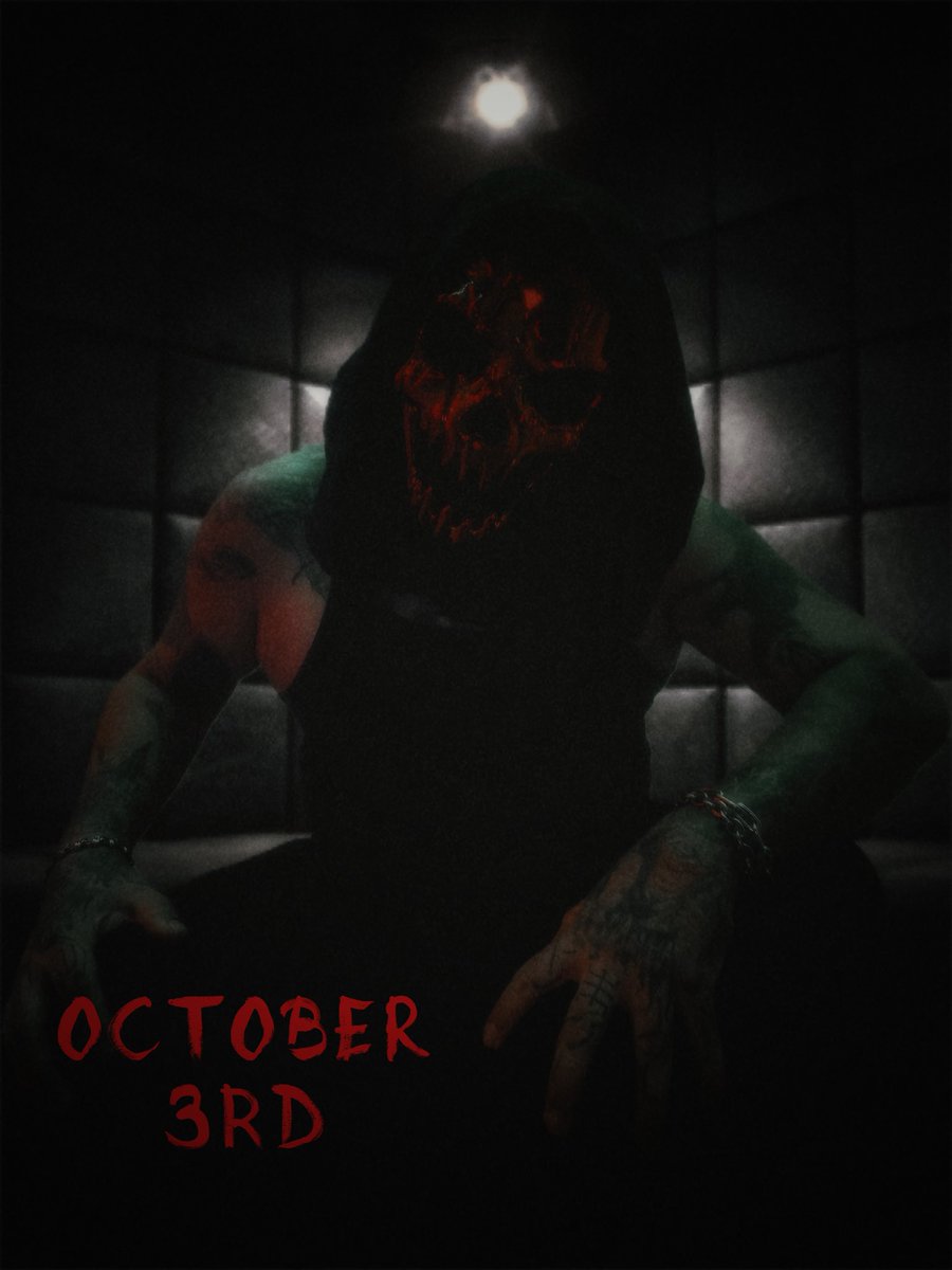 themasquesecret's tweet photo. October 3rd: Jack-o-Lantern wants to get crazy with you in his padded cell. On the floor….against the walls🎃#maskedman #masktober #darkromantic #crazyforyou #tease https://t.co/4YNA2FEfRr