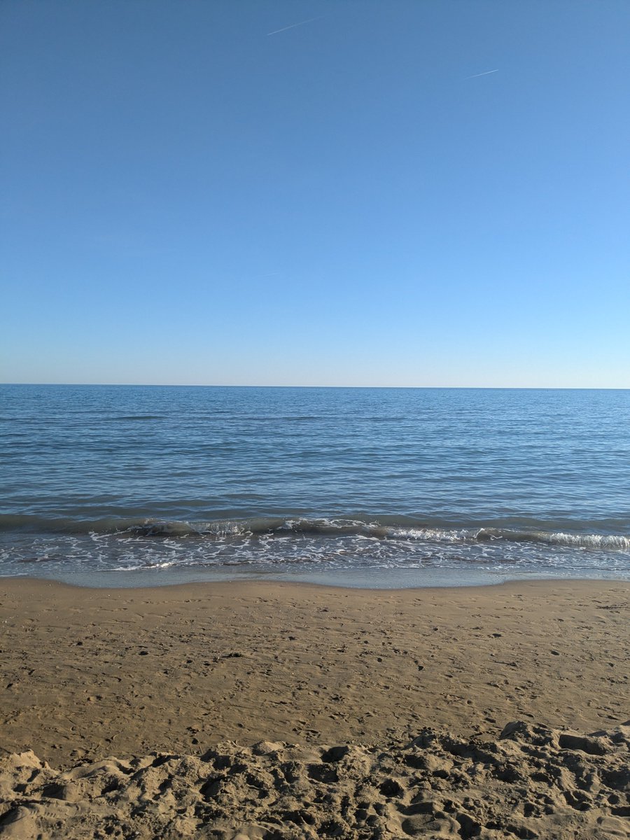 Noninfluente's tweet photo. #mare #sea https://t.co/C7uOJQgWlK