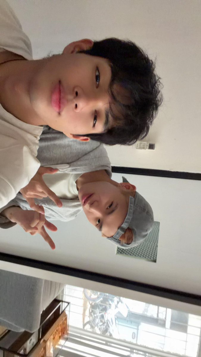 seen_updates's tweet photo. [👀] SEEN TikTok-story Update 

#SEEN #JASON #ALBIAN @seenbyseen__ https://t.co/dm4KPCHWmO