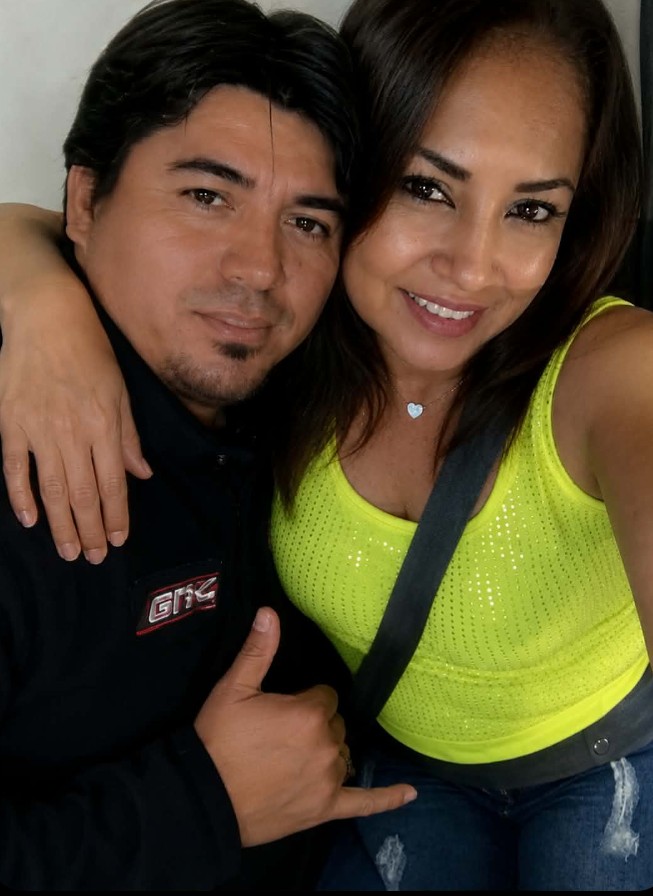 Amanteband21155's tweet photo. Excelente fin de semana mi amores y feliz día para mis novios 🫣es sábado y a disfrutarlo totalmente no subo al nuevo porque apenas estoy empezando con el , pero pronto lo conocerán @Chedrauioficial #putita #amantes https://t.co/NpQg6kqPpj