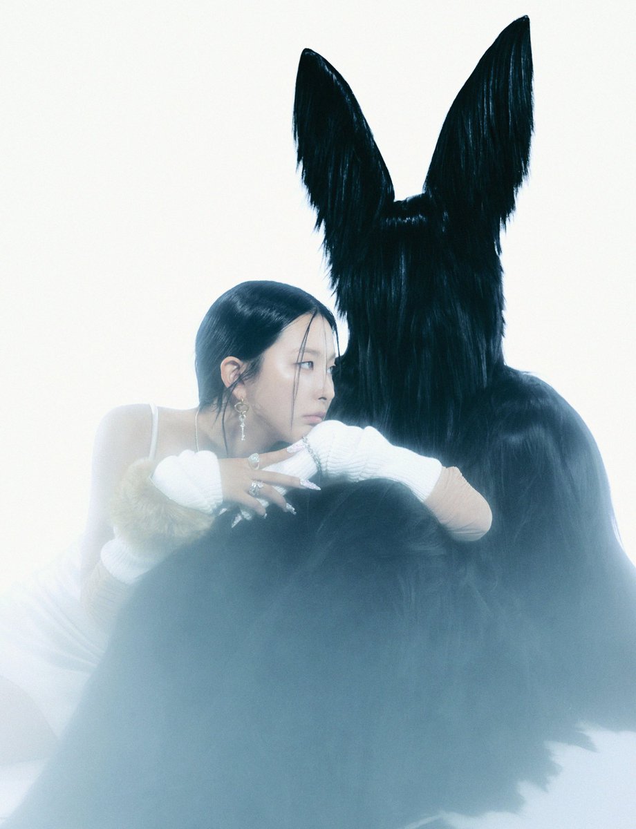 thalyonfilm's tweet photo. HAPPY 4 YEARS OF DEBUT SOLOIST SEULGI

#4YearsOf28Reasons
SOLOIST SEULGI 4TH ANNIVERSARY https://t.co/hdyuPPVkXk
