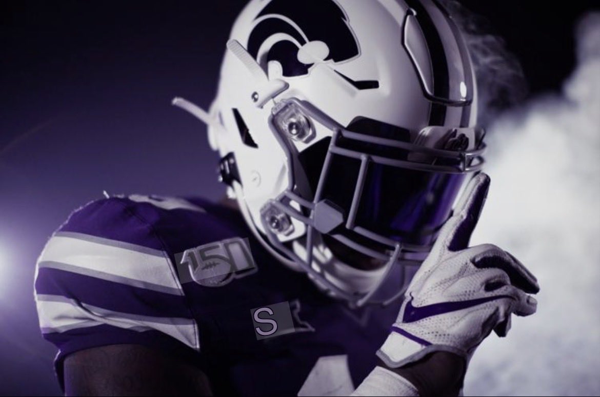 NoahGigger's tweet photo. Blessed to receive an offer from Kansas state #AGTG @MarshallMcDuf14 @BigPlayRay50 @BayAreaLAB @polk_way @ChadSimmons_ @ZBlostein247 @samspiegs @TomLoy247 @BrandonHuffman @CraigHaubert @BarstoolKState @KStateRecruits @KansasStateFB https://t.co/OIOpbZx6oB