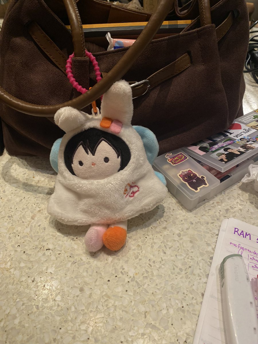 ifellingloveu's tweet photo. ใกล้สอบละ ปั่นเทปวนไป
              [ #studywithchocoo ] https://t.co/i42PeGoyoy