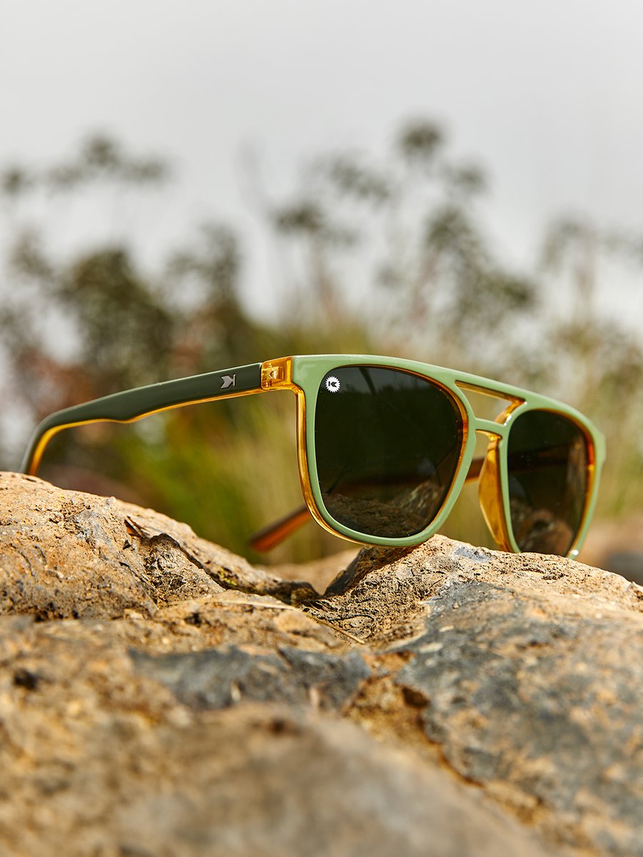 Knockaround's tweet photo. Earn Your Wings 😎

The aviator never goes out of rotation—it just gets reinterpreted. Meet ours: four takes on the most legendary silhouette in sunglasses. https://t.co/bZUqWYzdKY