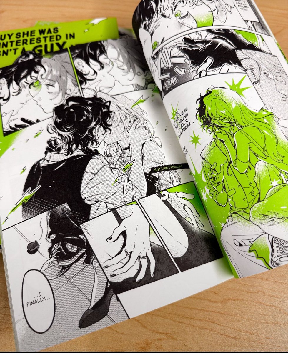 kyoruyeye's tweet photo. i can finally have green yuri kiss in english in my hands 🥺🥺🥺🥺 https://t.co/LZMg7O0ntQ