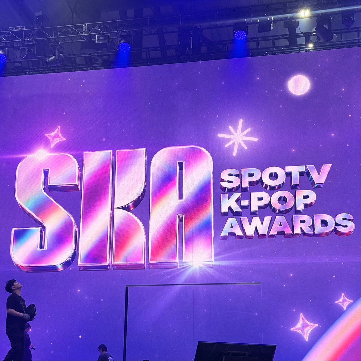 sshhyzu's tweet photo. 5시간동안 20센치 굽신고 힘들었지만 좋았었듀 https://t.co/m5Uf2E59vl