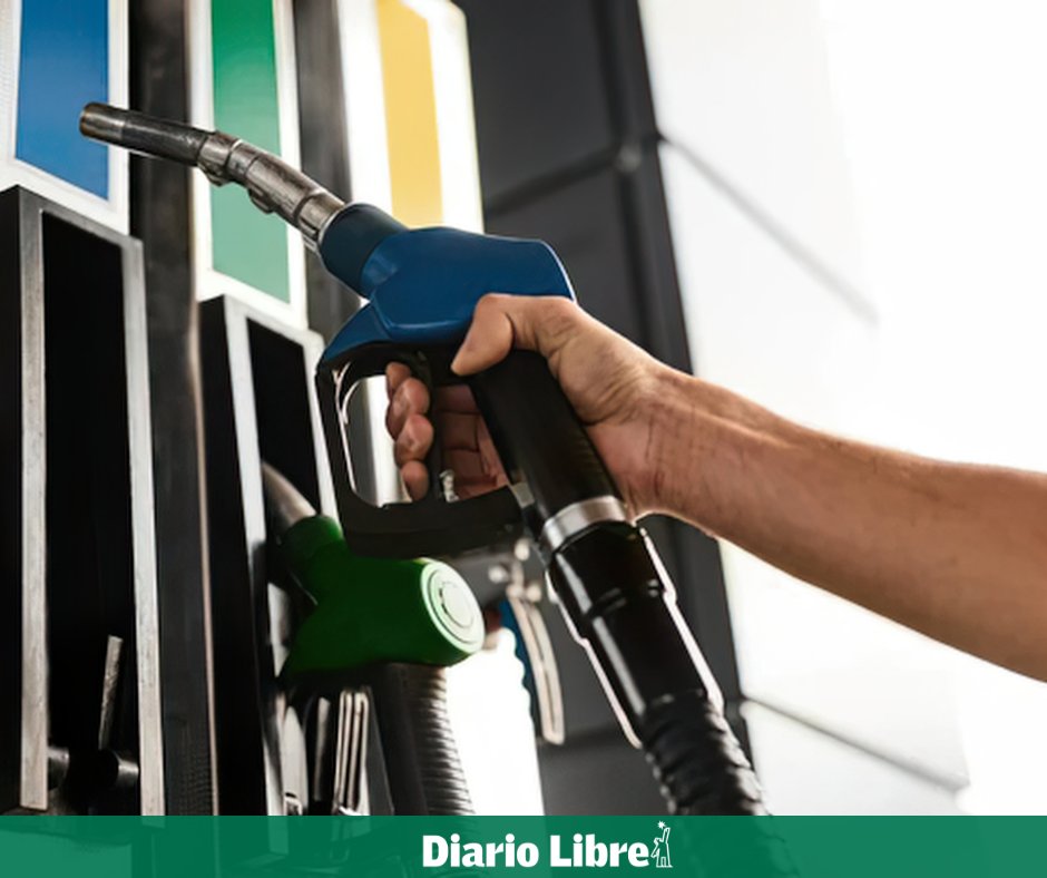 DiarioLibre's tweet photo. 💰 |#EconomíaDL| ¿Cuánto destinó el Gobierno para mantener congelado el precio de los principales combustibles?

https://t.co/zHMhGrJs9B

#DiarioLibre #Combustibles #ActualidadDL #Subsidios https://t.co/jigcns6W2l