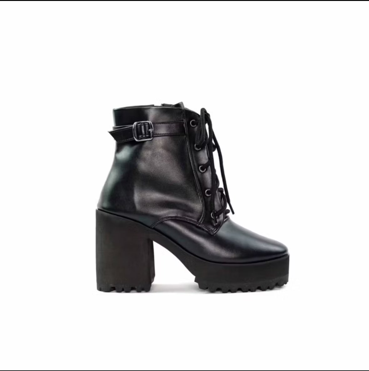 biyaayay's tweet photo. lagi banyak banget idol kpop yang ngadain konser di indo, buat yang langganan tiket standing harus banget cari sepatu tinggi + nyaman buat berdiri berjam jam dan tentunya stylist😍 #racunshopee #boots #moots
https://t.co/SfFnXZTahW https://t.co/Pqf9LkUEVI