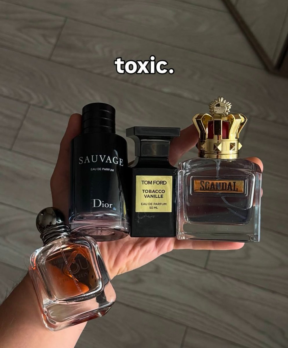 Dea_rBoss's tweet photo. He smells like... https://t.co/C66yYCSD8R