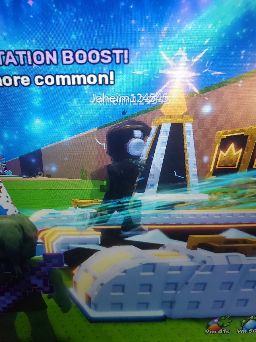 BenjaminTBaker1's tweet photo. @Roblox Needs too be IP banned immediately  he's flying and using scripts and this is the third account  I've reported https://t.co/COMaIgJmFR