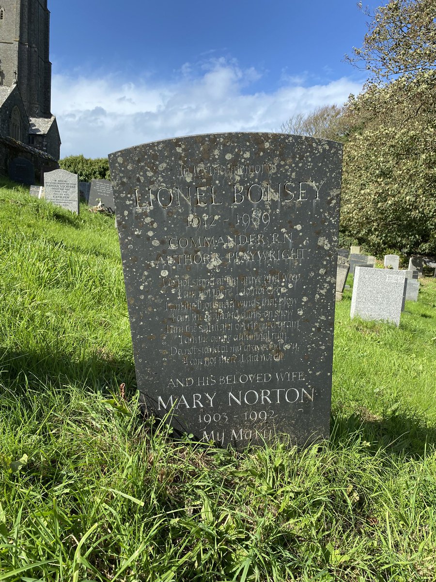 IsaacsEd's tweet photo. Some sketches from a few days away in Devon – boats at Appledore; Lighthouse at Hartland Point; Saint Nectans, Hartland; headstone on the grave of ���Borrowers’ author, Mary Norton, at Saint Nectan’s https://t.co/kYFgg7Jqnq