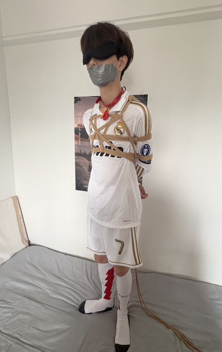 Lychangdong's tweet photo. 人生南北多歧路，君向北平我向楚。
#捆绑 #绳艺 #球服 #sm https://t.co/WEUo0zpxFc