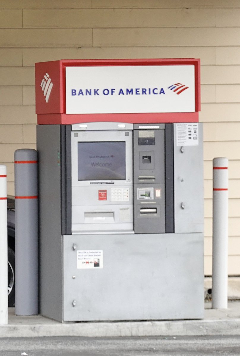 SaycheeseDGTL's tweet photo. A Texas man found $128,514 outside a Bank of America ATM and returned it to the bank after initially taking it to a nearby Chick-fil-A and calling police. 

He did not seek a reward or public recognition. https://t.co/h9ZDdRmdiY