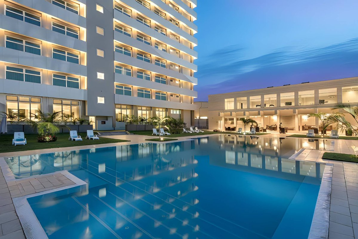 NaijaAesthetics's tweet photo. I wasn't going to post this but… Fraser Suites Abuja needs to be seen to be believed 👀🔥

📍Fraser Suites, CBD. Abuja https://t.co/oIvthOglMs