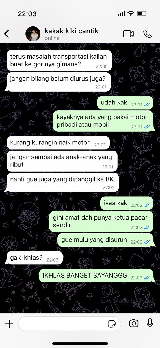AsaloleNda's tweet photo. #maktak #mktk local au; maki pacaran sama ketua ultras sekolah yg galak banget, IDK AKU MAU NAMAIN INI APA https://t.co/2uRvJZebyx