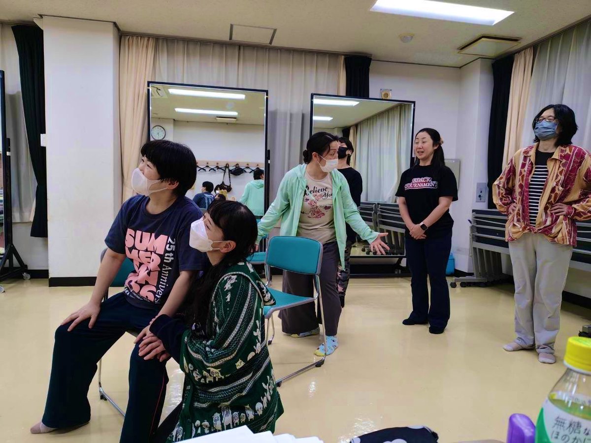 GENDANCHO's tweet photo. 稽古順調。恐縮ながらラスト台本の試行錯誤にもお付き合い頂いてしまいまして、帰宅後に大分前に考えていたものを引っ張り出して来たところ。こんなことが出来るのもラスト手前までの稽古着々のお陰様でございます。
#天国と地獄 https://t.co/9zx7SHuF9Z