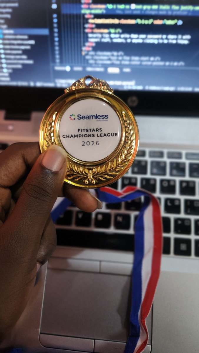Chidi_Mathaias's tweet photo. I was on my code then my junior brother came home with a win. His team won the league 🥇 

@_seamlesstech https://t.co/Y4mnDkN3qX