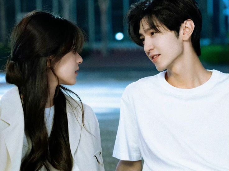 flmoret's tweet photo. ㅤㅤㅤ
ㅤㅤㅤ
 ⟟  Jakarta
03 Oct    /    10:21 pm

Deep talk with my fav person (my roommate)
 ㅤㅤㅤ
ㅤㅤㅤ https://t.co/Zw5WGASV5y