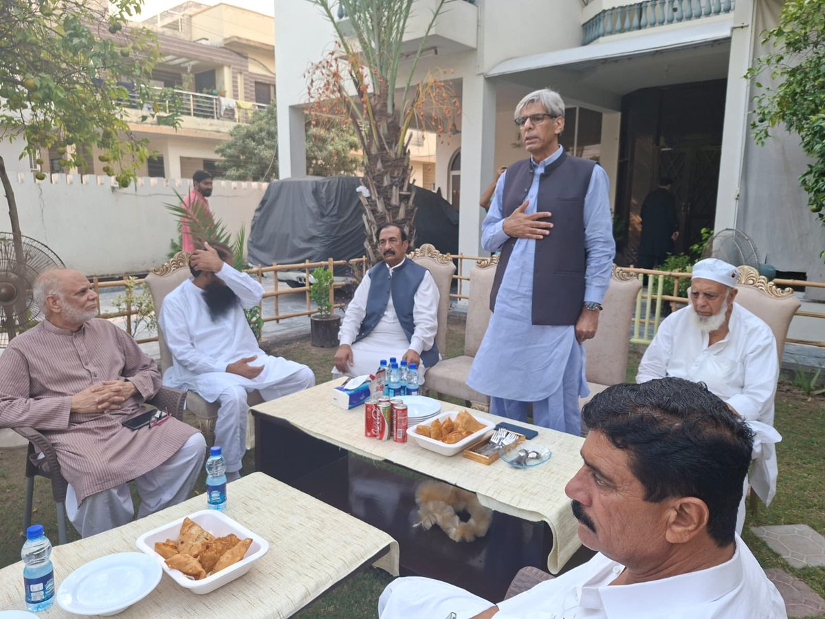 ThePMLNGrw's tweet photo. انشااللہ ایم این اے 77 راشد بشیر ورک کی الیکشن کمپین عبدالمجید چیمہ کونسلر کینٹ کی طرف کارنر میٹنگ
#NA77 #PMLN #Gujranwala https://t.co/9NlDe8qf2i
