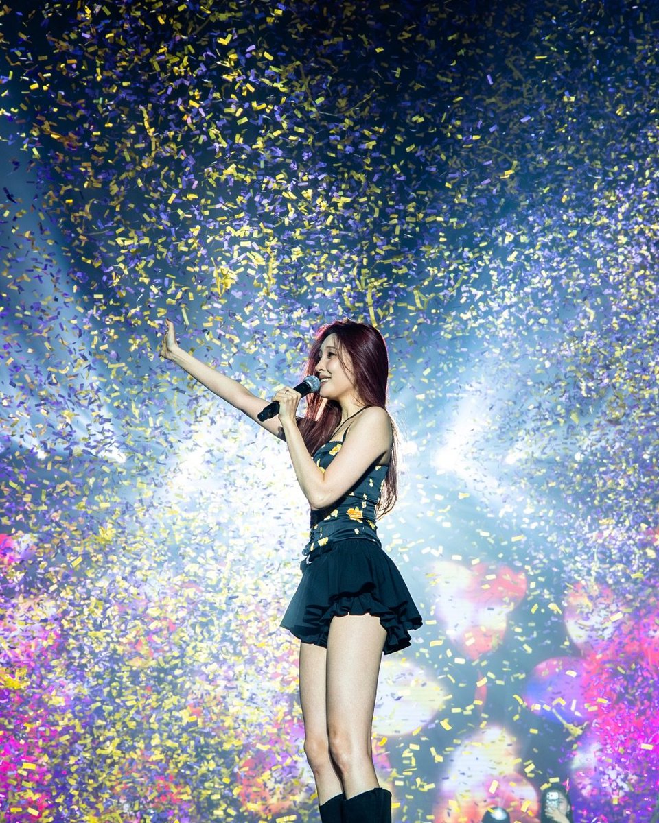 Sunmi_Union's tweet photo. [#PHOTO] Okada Manila shared pictures from Sunmi's performance for the Golden Moon Melodies Festival 💜

🔗https://t.co/3FN7iqj8yW

#SUNMI #선미 https://t.co/ydqVvMdahV