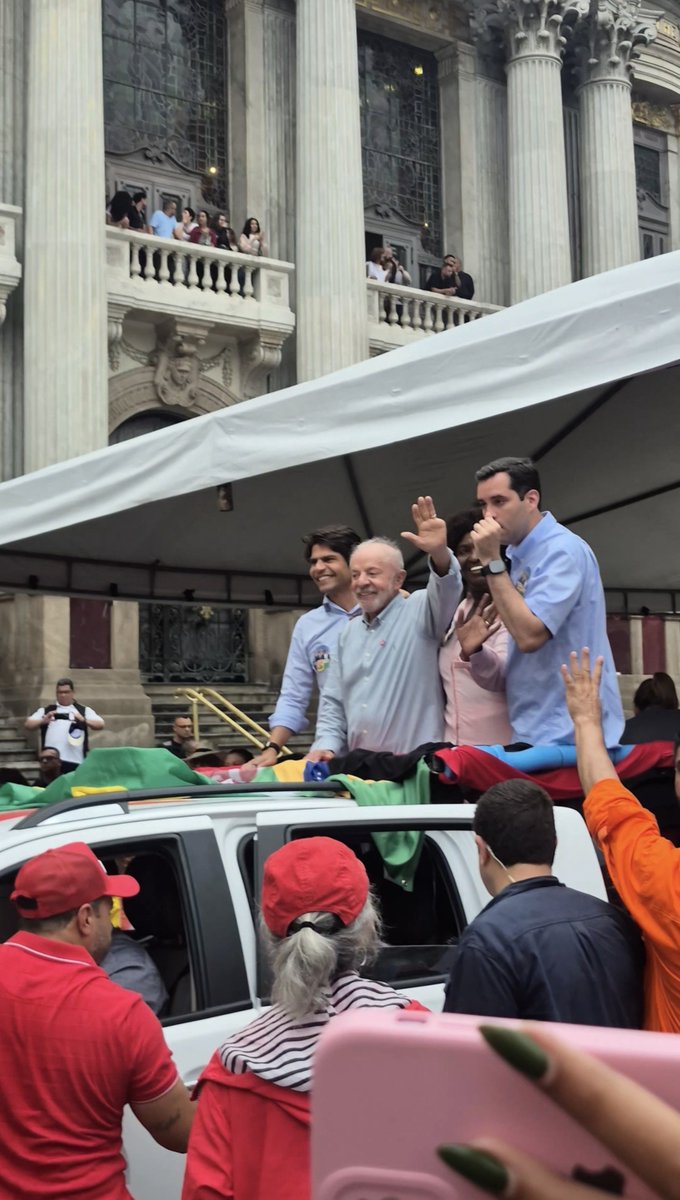 bob__lu's tweet photo. LULA NO 1° TURNO ⭐️🦑 https://t.co/MzkuhMxVwO