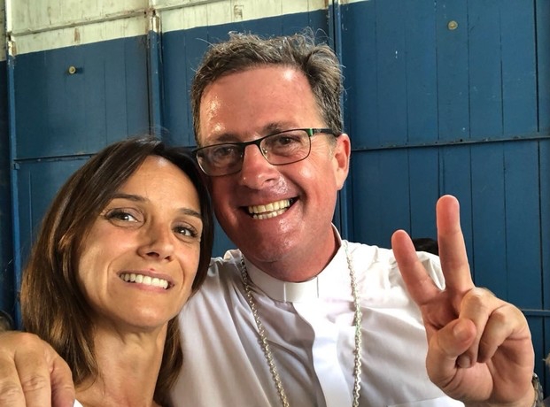 elprofesorcaleb's tweet photo. Si a Jorge García Cuerva le gusta tanto la política y se declara peronista, se hubiera dedicado a eso en vez de meterse a cura y usar el nombre de Dios en su propio beneficio.

Hipócrita. https://t.co/MGR9veg0q3