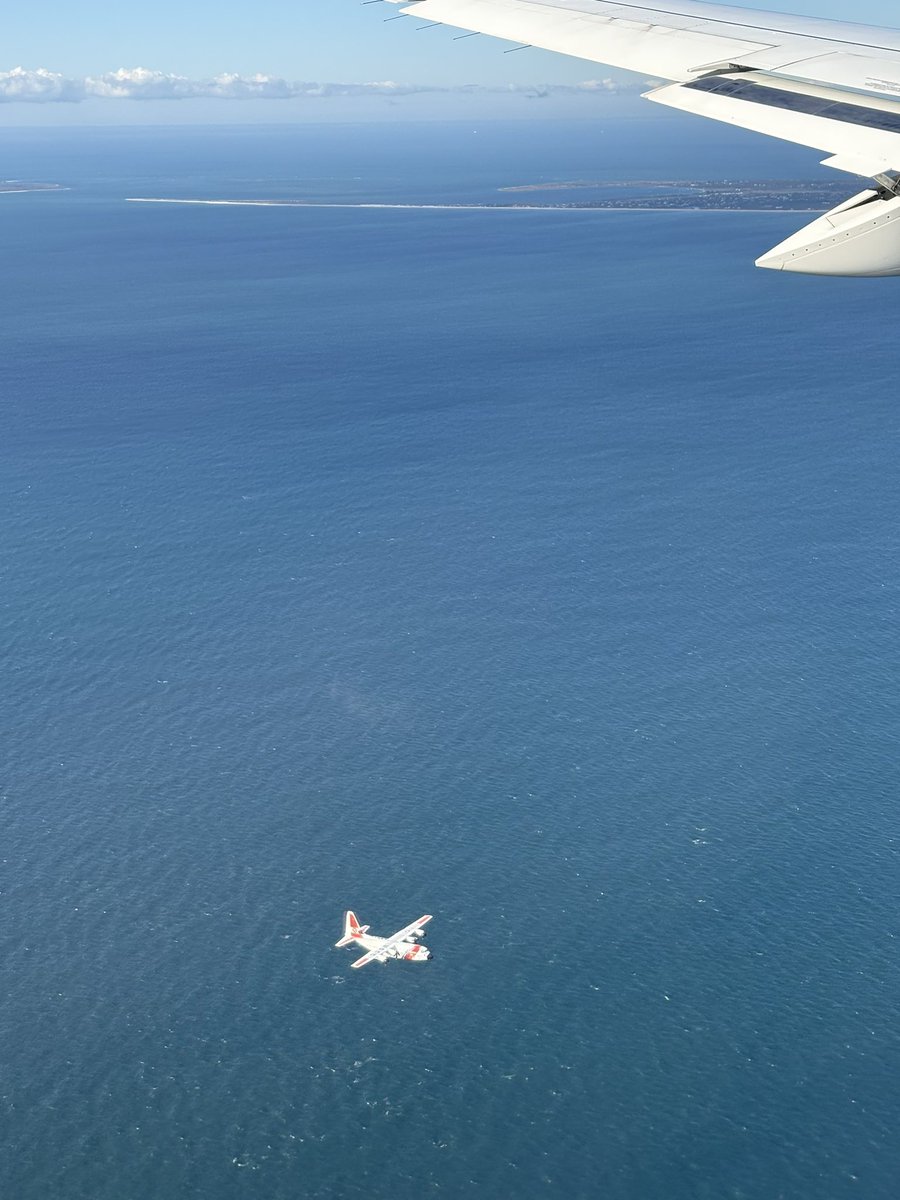 ACKCurrent's tweet photo. A view of one of the Coast Guard planes searching the waters south of Nantucket for the missing plane. 

This photo was taken from an incoming JetBlue flight by island resident Brooke Mohr, who shared it with the Current Saturday afternoon. https://t.co/TdEOop83IE