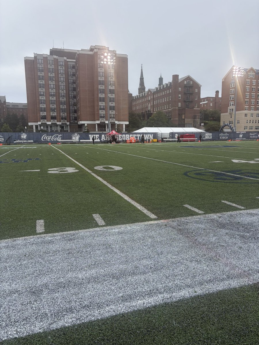 kamjennifer2's tweet photo. Thank you @CoachRamey_ for the gameday invite to Georgetown. It was a great experience and I had a great time learning about the program and visiting the facility. I’m excited to get back on campus. @coachkrd @CoachTreyHen @CoachTreyHen @CoachAmoako @CoachPartin https://t.co/IFJ333Wt6n