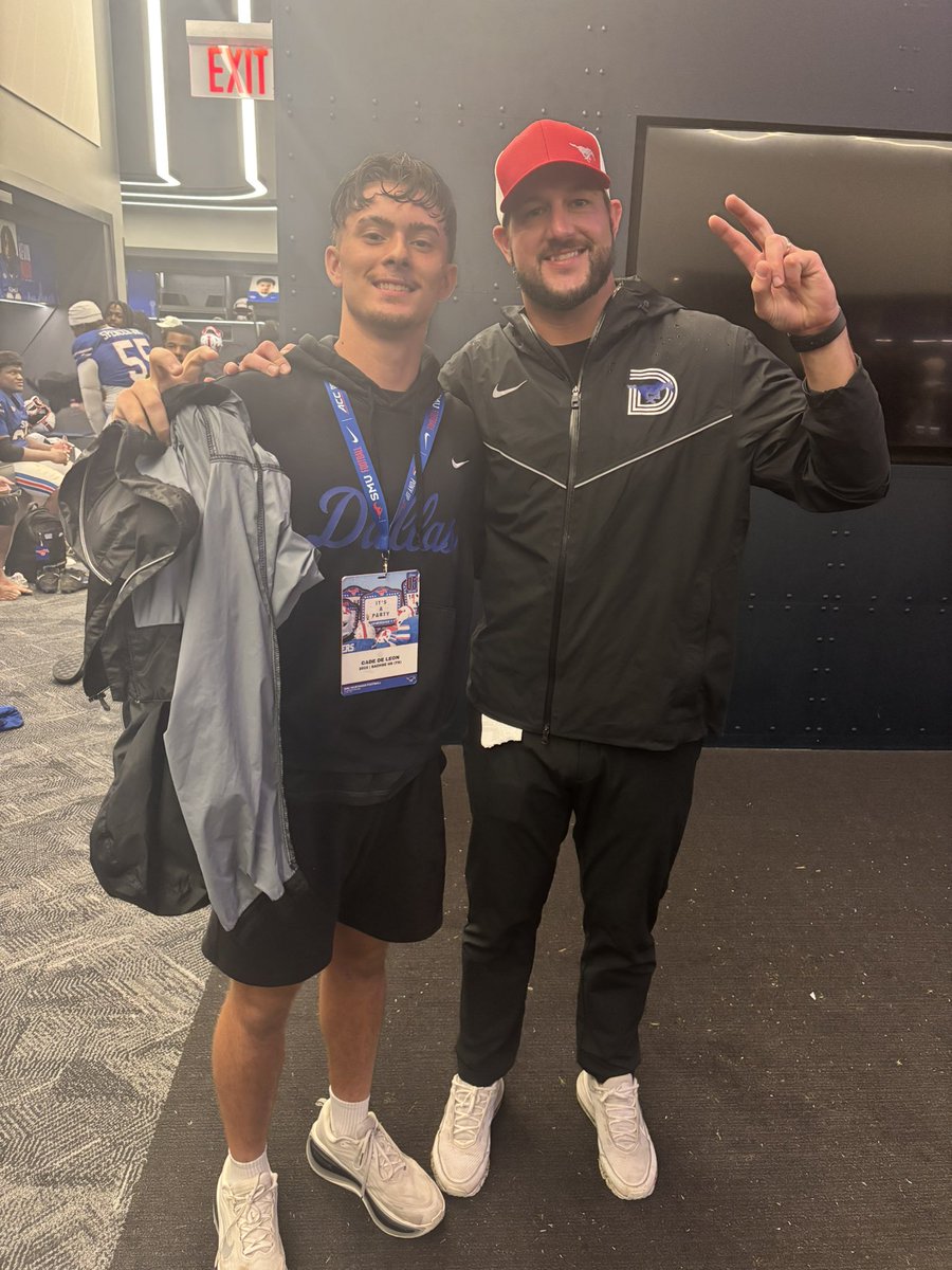 Cade_De_Leon's tweet photo. Thank you @SMUFB and @sam_dunnam for the amazing visit, I had a wonderful time while there @CoachONealB @CoachAdkins_ @CoachFWilliams @SachseStangs @CoachGo4th @feedthesharks40 @PrepRedzoneNext @LoneStarPrepsTX https://t.co/LXJXHHPOml