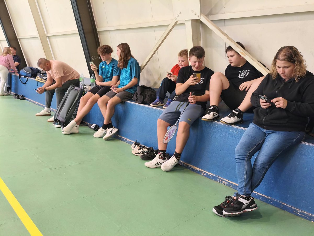 ABADCF's tweet photo. Ce samedi avait lieu le premier tournoi jeunes de Cocheren. 4 joueurs de l'ABCF se sont préparés pour faire les premiers résultats de la saison et ça a été plutôt positif !

Merci à tous les bénévoles du Cocheren Badminton Club pour leur accueil ! https://t.co/58PTzGB5bb