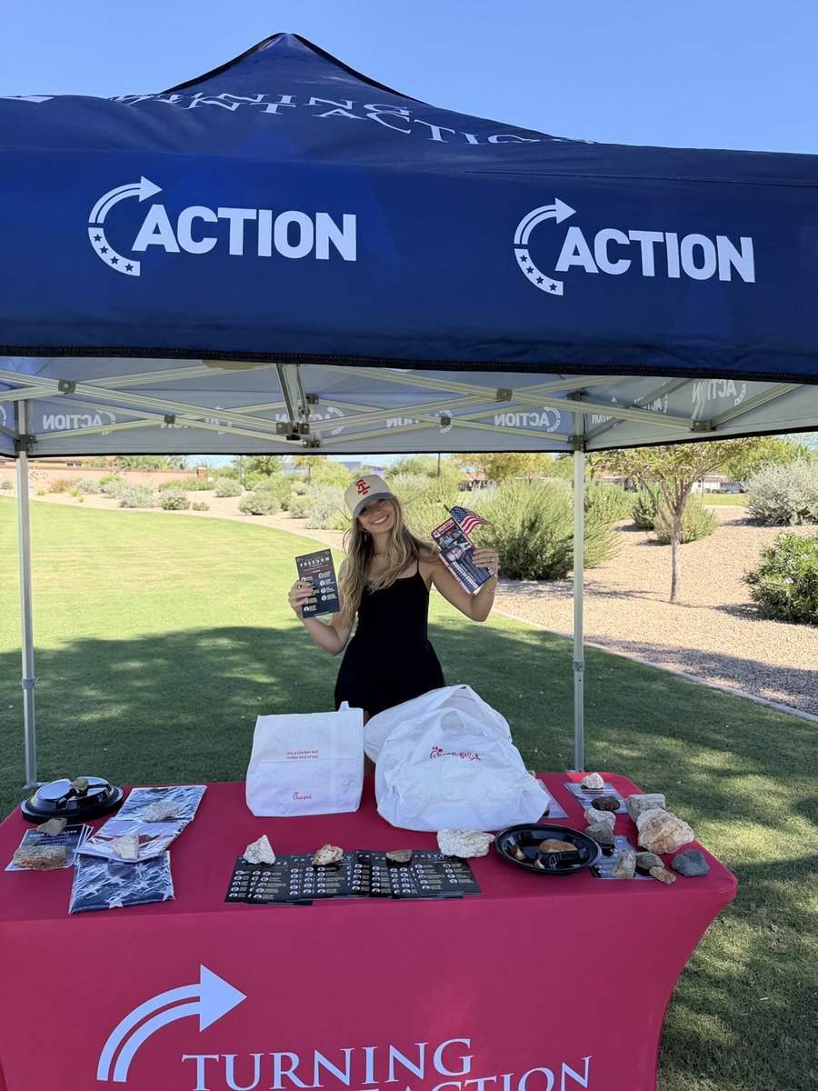 HaileyHMatson's tweet photo. Knocking doors out in Goodyear today! Let’s win BIGGS this November 🇺🇸 https://t.co/EFed3ukezB