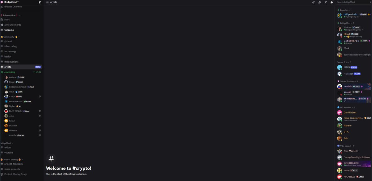 SIoHoopsFan's tweet photo. @Dlassche1 @0xDiamond_ @theo no i was there from the beginning buddy.  His crypto channel does not exist anymore if you on on his discord. As i said he banned the entire original mod team. But we have plenty to catch him on if he decides to lie. https://t.co/eCkp7xpc78