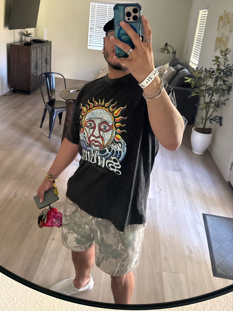 fvckinbbear's tweet photo. 🐻 https://t.co/X40vRh1NgL