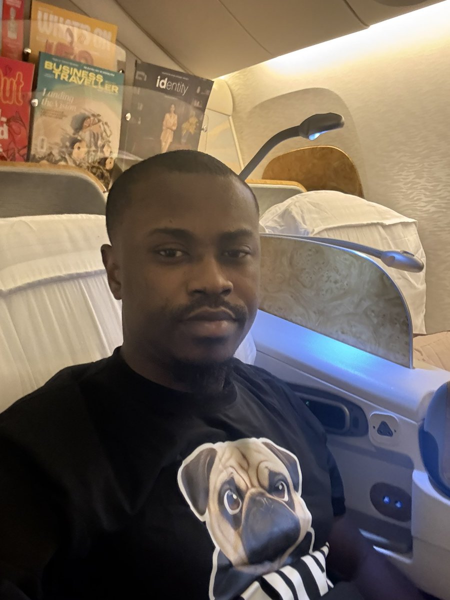 Amoaning_samuel's tweet photo. Enroute Singapore 
#Token2049 https://t.co/7eFKrz5EBT