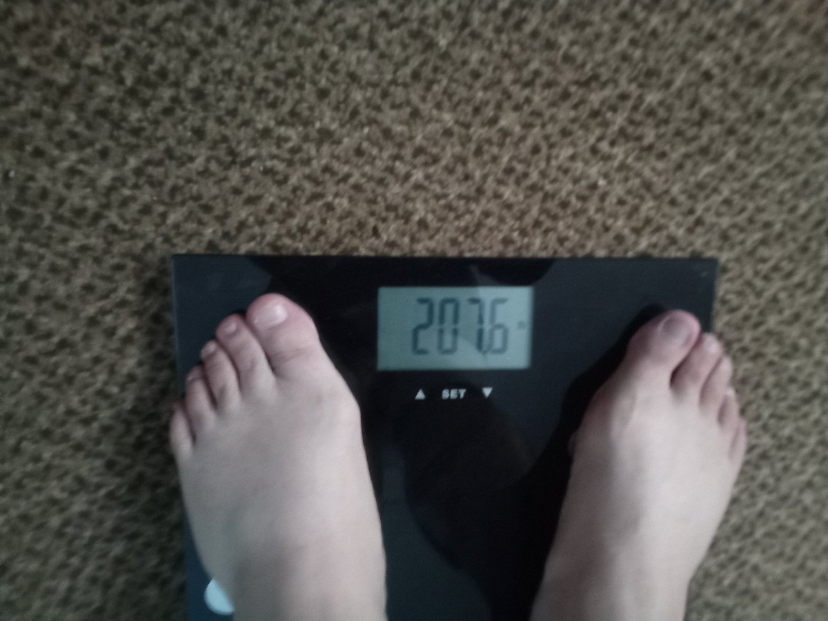ChrisBarlo5s2f's tweet photo. I lost some more weight and down to 207 and im proud of my progress im making so far!! https://t.co/ZDDtsbMKGE