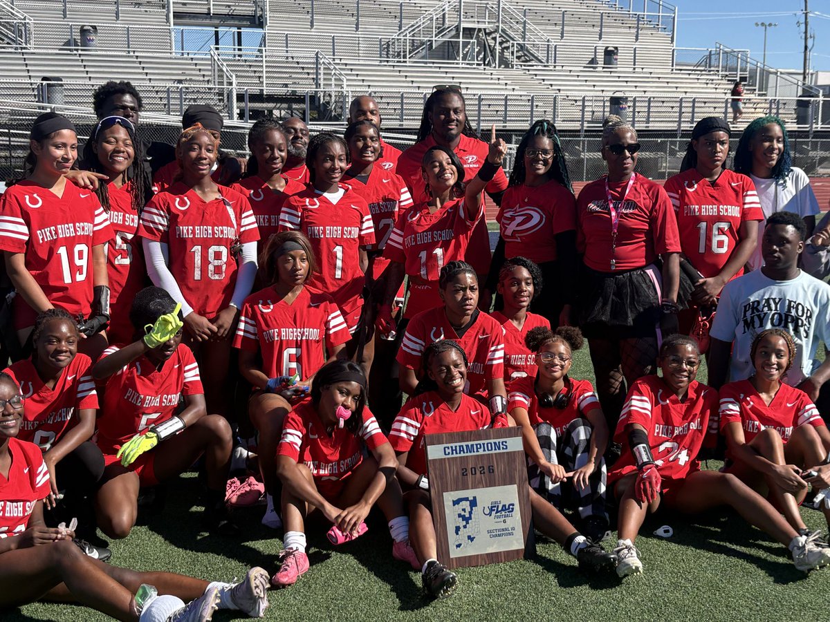 MrWolleyPHS's tweet photo. Congrats to the @PikeHighSchool Girls Flag Football team for winning the Sectional Championship in a nail-biter against Ben Davis. On to Regionals next Saturday 💪🏾 @PikeHSAthletics https://t.co/nk3B6DQHaX