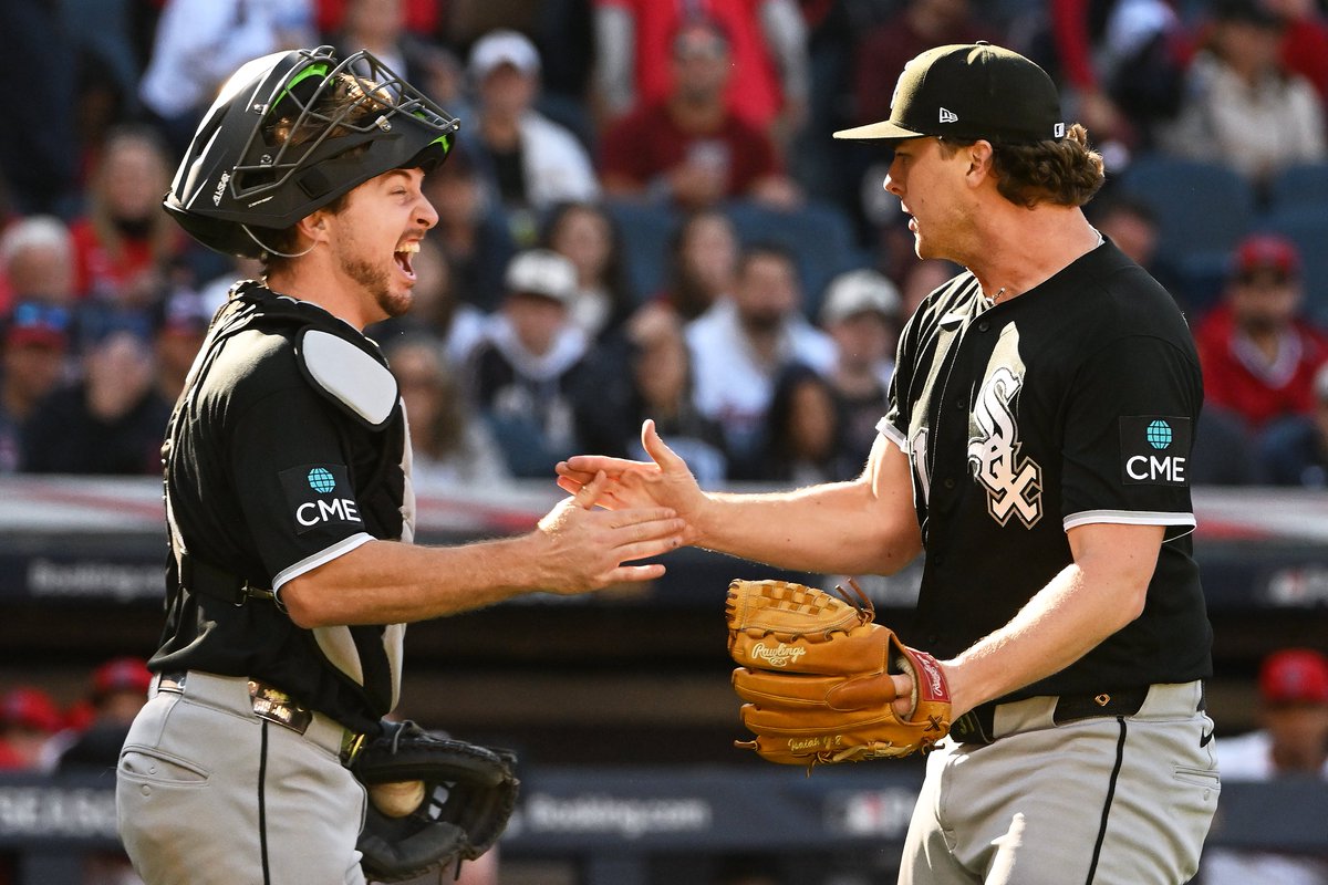 The @​WhiteSox are 3-0 to start the Postseason!

They have yet to trail at any point 😯 
 [📷](https://pbs.twimg.com/media/HTu2J6RW8AAj8Tz.jpg) https://pbs.twim